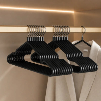 cintres-louise-dressing-noirs