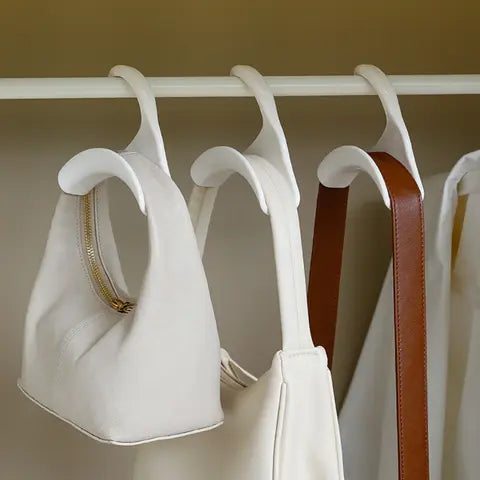 cintres-sac-a-main-blancs